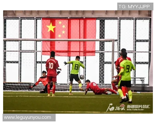 足球明星精彩表现回顾视频合集带你领略绿茵场上的传奇瞬间 足球明星精彩表现回顾视频合集带你领略绿茵场上的传奇瞬间